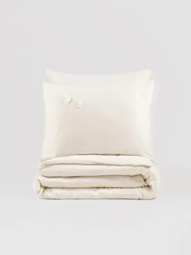 Cotton Box 3D Embroidered Double Sized Satin Bedding Set Pure Ecru - 3