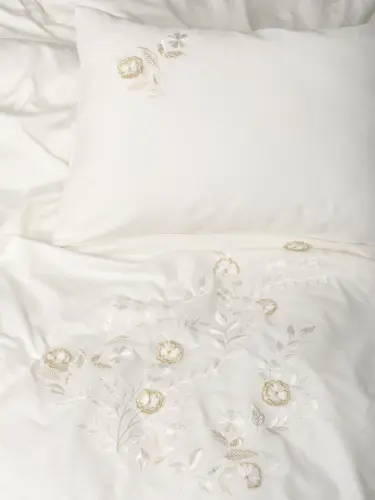 Cotton Box 3D Nakışlı Çift Kişilik Saten Nevresim Takımı Gilded Ekru - 2