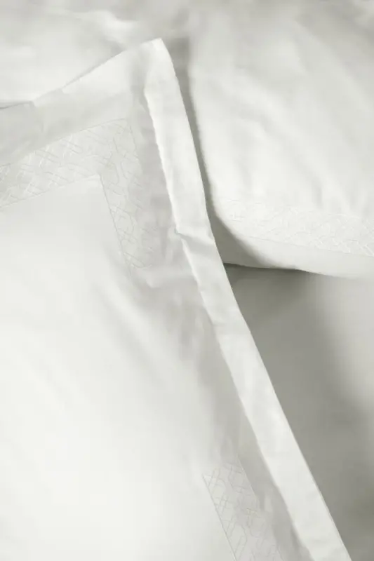 Cotton Box Brode ikki kishilik saten matoning qo'ltig'i Galant Oq - 2