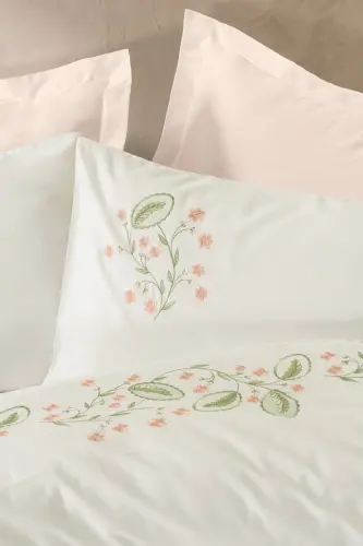 Cotton Box Brode Nakışlı Çift Kişilik Saten Nevresim Takımı Fleurine Somon - NEVRESIMDUNYASI (1)