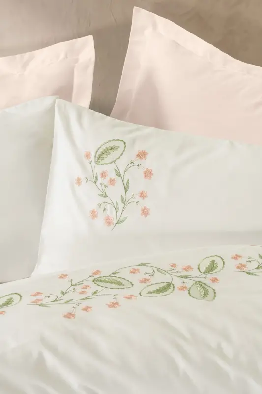 Cotton Box Brode Nakışlı Çift Kişilik Saten Nevresim Takımı Fleurine Somon - 2