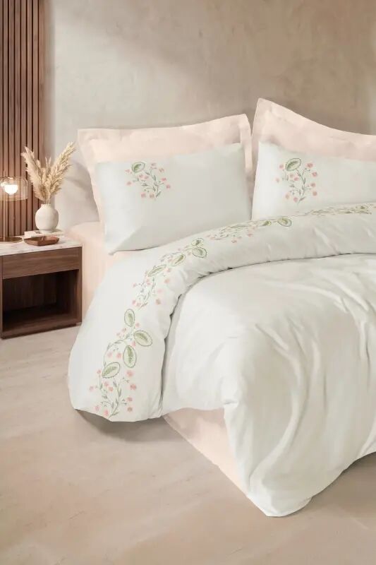 Cotton Box Brode Nakışlı Çift Kişilik Saten Nevresim Takımı Fleurine Somon - NEVRESIMDUNYASI