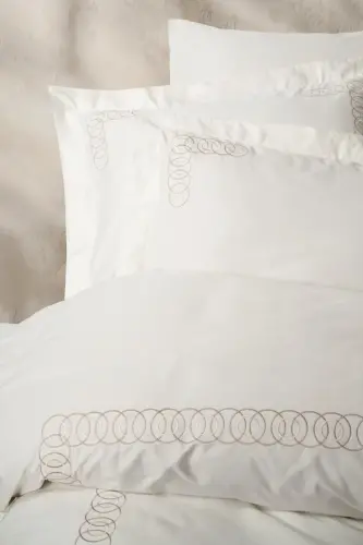 Cotton Box Brode Nakışlı Çift Kişilik Saten Nevresim Takımı Riley Ekru - NEVRESIMDUNYASI (1)