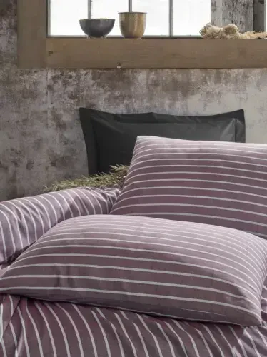 Cotton Box Double Bed Bamboo Satin Bedding Set Burgundy - 2