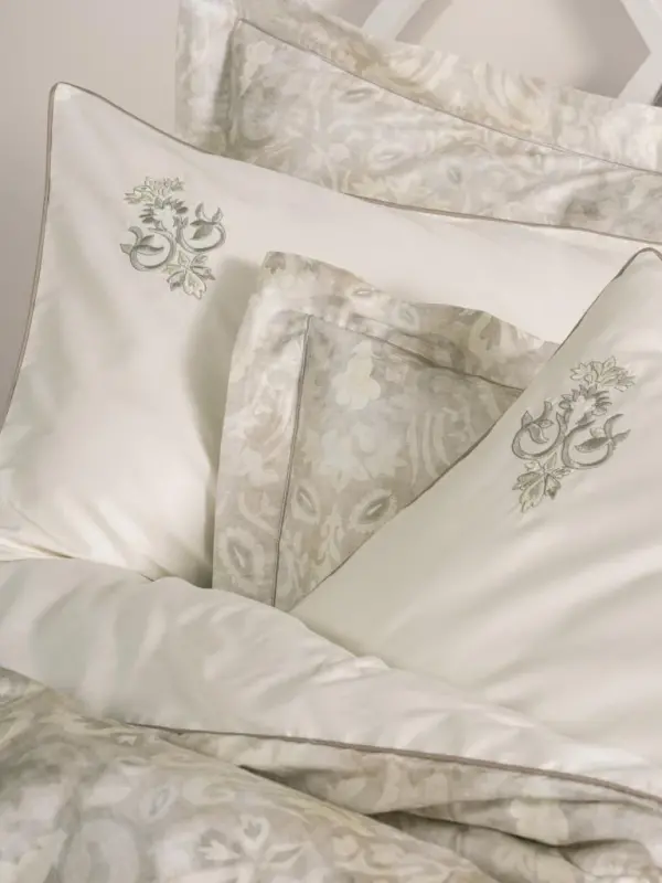 Cotton Box Double Size Elite Satin Duvet Cover Set Beatrix Beige - 3