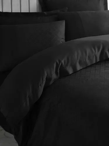 Cotton Box King-Size Jacquard Satin Duvet Cover Set Black Checkerboard - NEVRESIMDUNYASI (1)
