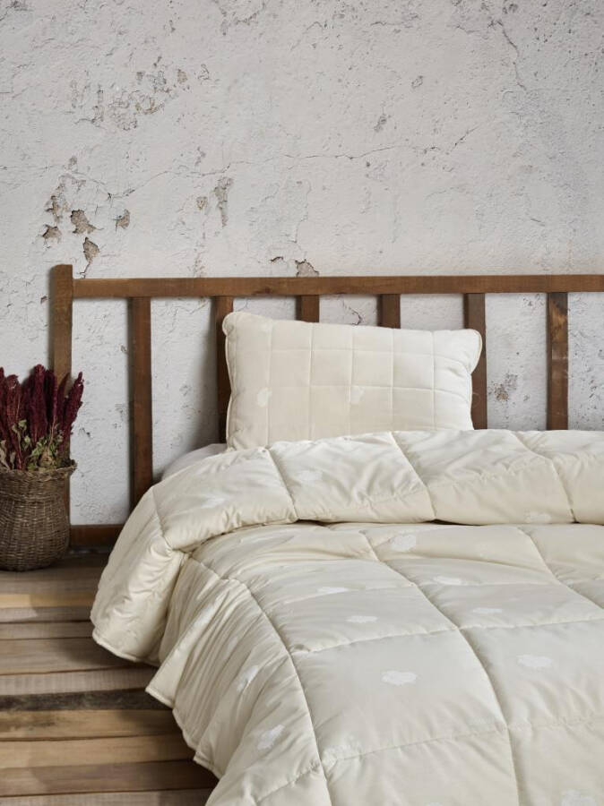 Cotton Box Wool Double Bed Duvet - 1