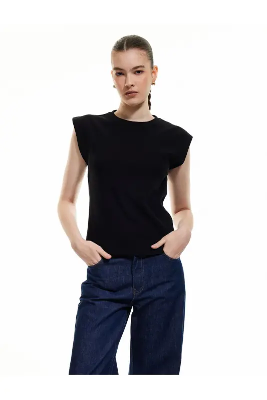 Cotton Crew Neck Sleeveless Basic T-Shirt - Black - 1