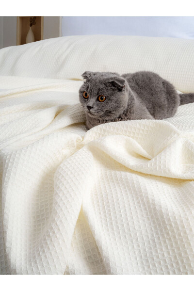 Cotton Double Bed Throw 200 x 240 cm - 3