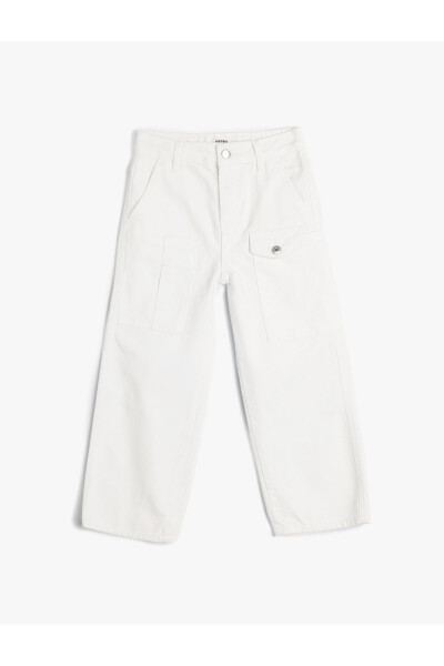 Cotton pants with pockets and buttons - 9