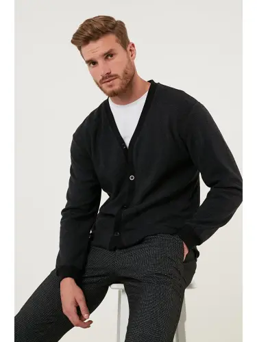 Cotton Regular Fit Buttoned V-Neck Cardigan 456205-Anthracite - LC WAIKIKI (1)