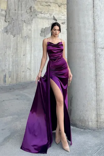 Degaje Yaka Yırtmaçlı Abiye - Mürdüm 