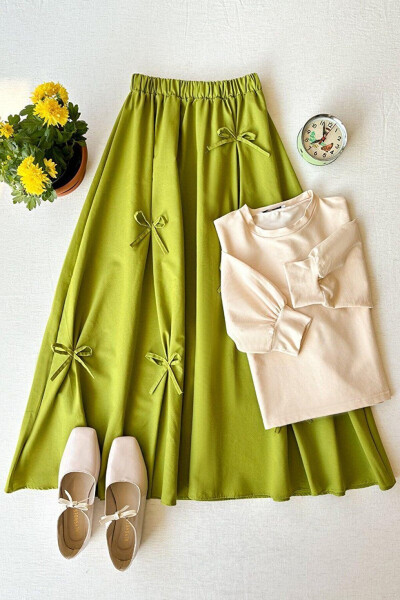 Cream 2 Yarn Crop & Pistachio Green Bow Skirt Set - 2