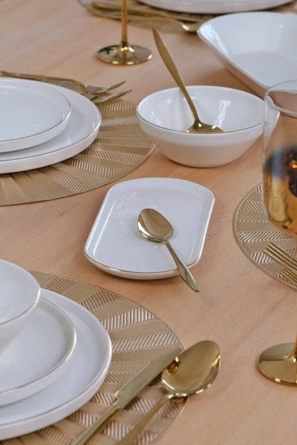 Cream Gold Gilt 27 Piece 6 Person Ceramic Dinner Set - 8