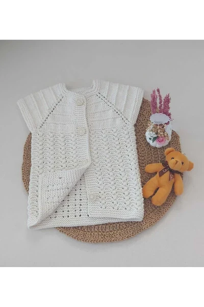Cream Newborn Baby Hand Knit Cotton Vest with Buttons, Birth Anniversary Gift (0-12 Months) - BEGİN (1)
