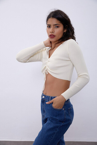 Cream V-Neck Chest Decoupage Knit Sweater - 13