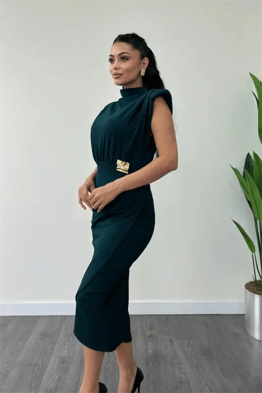 Crepe Fabric Brooch Ruched Detail Pencil Dress - EMERALD GREEN - 4