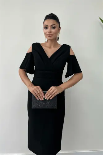 Crepe Fabric Ruched Detail Pencil Dress - BLACK - 4