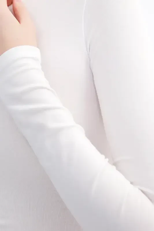 Crew Neck Basic Blouse B1496-dk2-White - 3