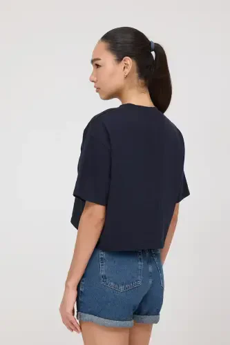 Crew Neck Basic Crop T-Shirt P10377-Navy - 4