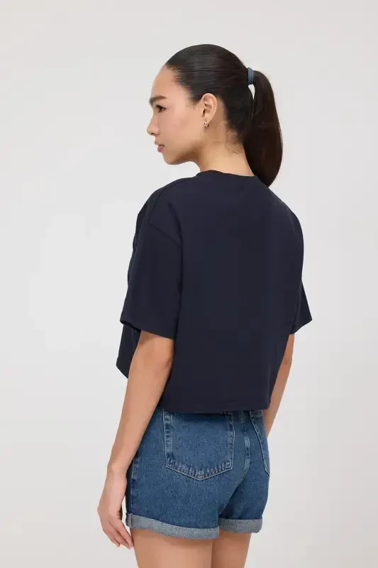 Crew Neck Basic Crop T-Shirt P10377-Navy - 4