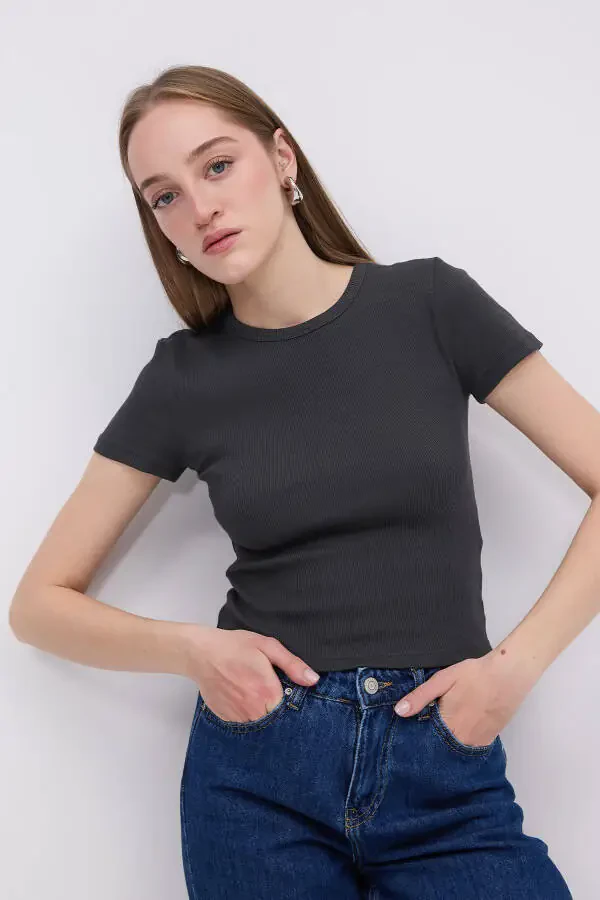 Crew Neck Basic T-shirt P13343-u6-Anthracite - 2