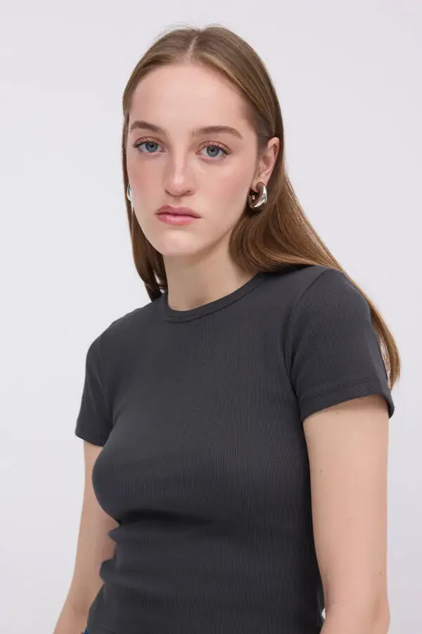 Crew Neck Basic T-shirt P13343-u6-Anthracite - 4