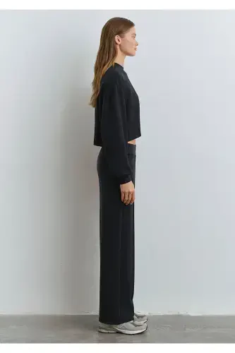 Crew Neck Black Sweatshirt 1s10061-900-Black - 4