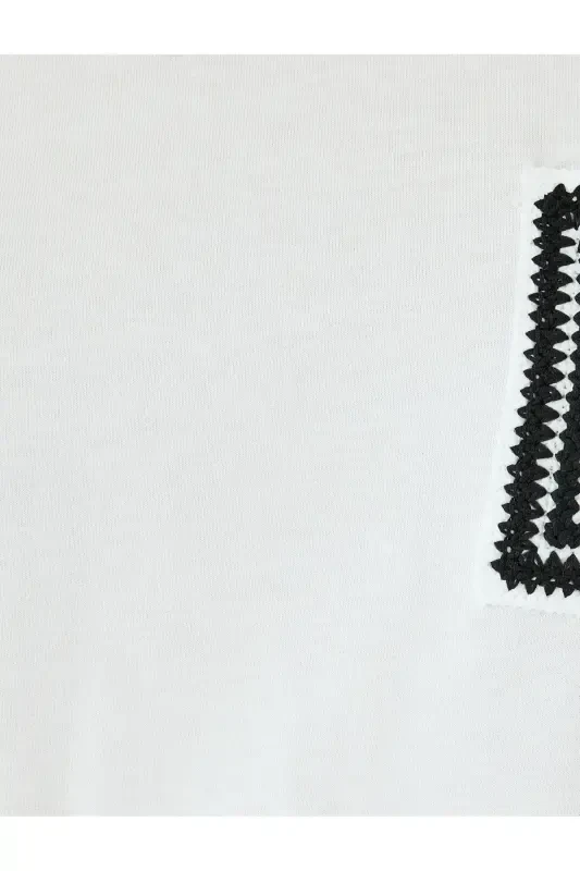 Crew Neck Embroidered Detail Short Sleeve T-Shirt - 6