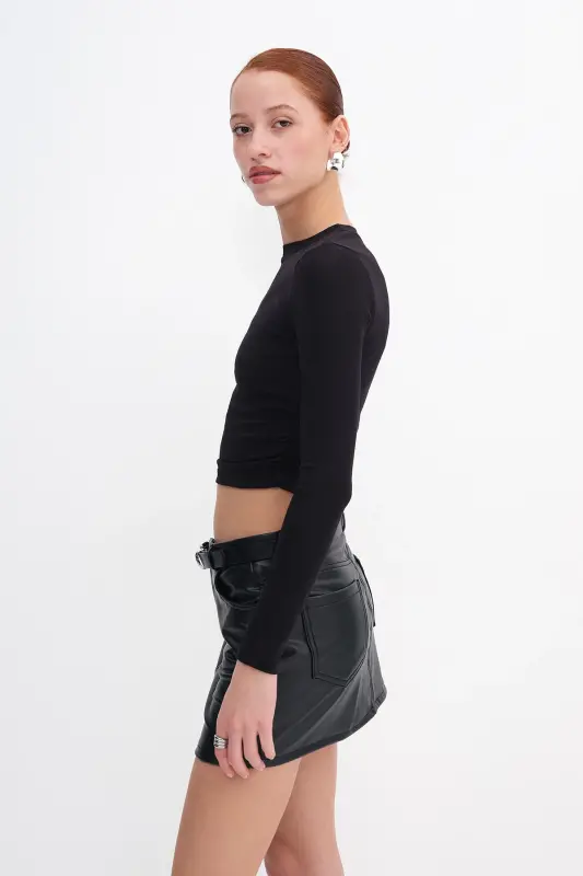 Crew Neck Ruched Side Basic Blouse B4164-U13 - 2