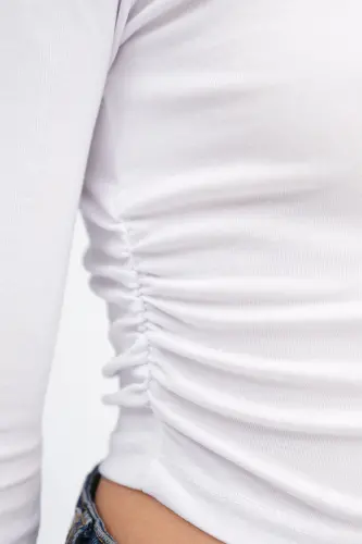 Crew Neck Side Gathered Basic Blouse B4164-U13 - 3