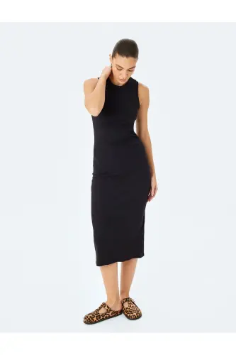 Crew Neck Sleeveless Slim Fit Midi Pencil Dress-Black 