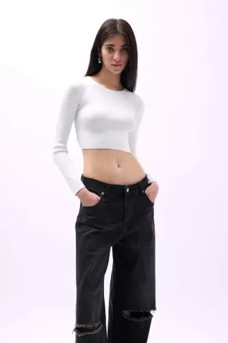 Crew Neck Textured Crop - 3