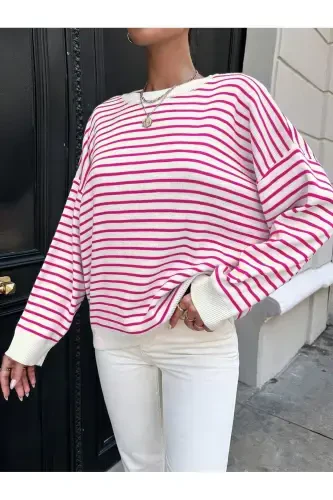 Crew Neck V Model Sweater - pink striped - 3