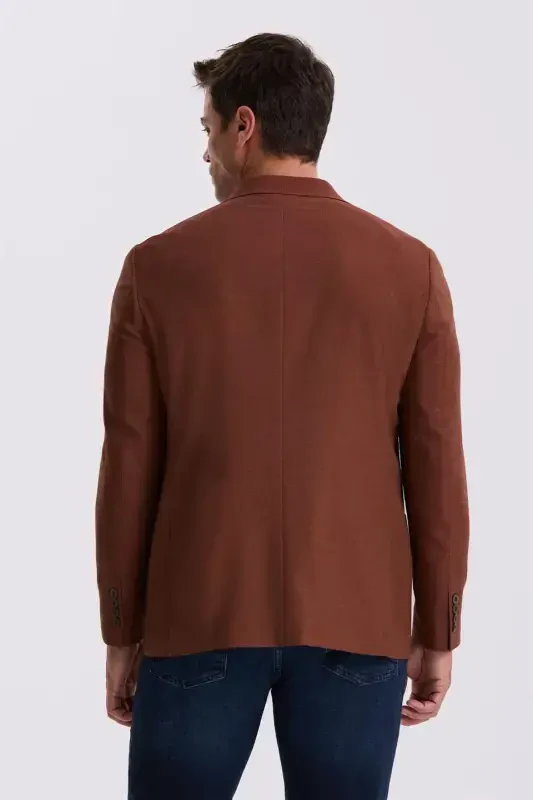 Crimson Classic Fit Swallow Collar Pocketed Jacket - 4