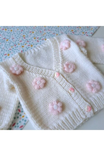 Crocheted Flower Pattern Baby Cardigan - Modazone (1)