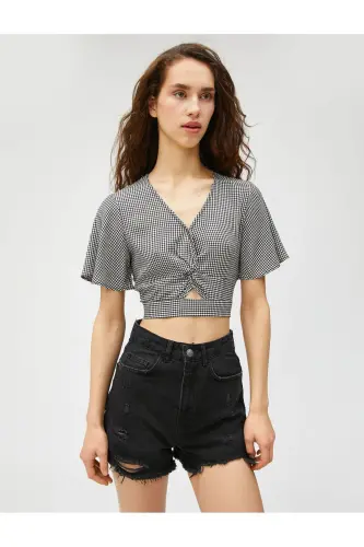 Crop Bluz V Yaka Pencere Detaylı V Yaka - SİYAH-BEYAZ EKOSELİ - 3