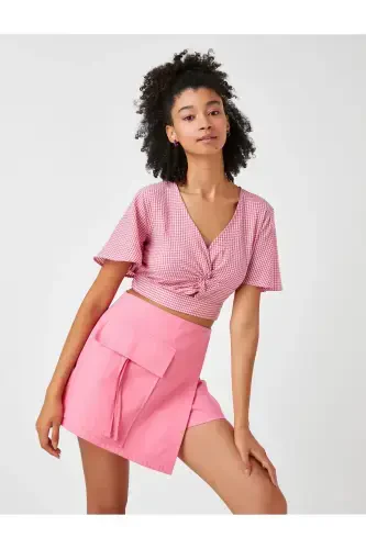 Crop Bluz V Yoqali Deraza Detalli Naqshli - 3