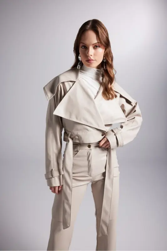 Crop Model Astarlı Kemerli Neeko Deri Ceket Bej - HOLLY LOLLY