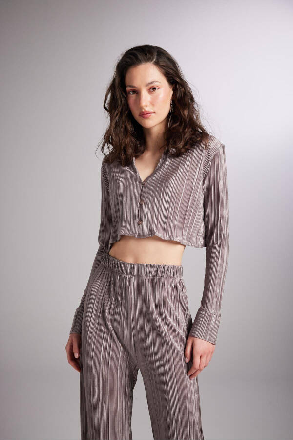 Crop Model Button Closure Comfy Crop Shirt Mocha - 3