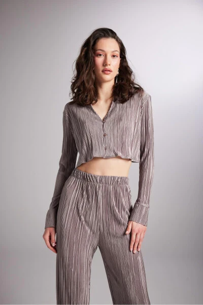 Crop Model Button Closure Comfy Crop Shirt Mocha - 4