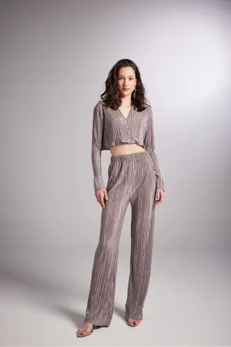 Crop Model Button Closure Comfy Crop Shirt Mocha - 8