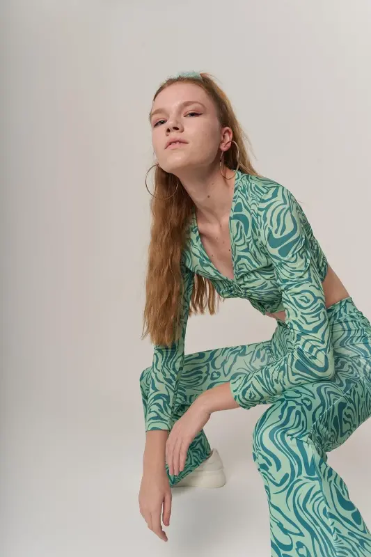 Crop Model Esnek uzun Kol Volera Bluz Yeşil - Yeşil - 2