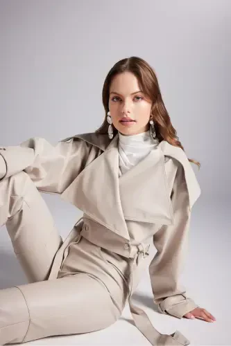 Crop Model Faux Leather Belted Neeko Jacket Beige - 3