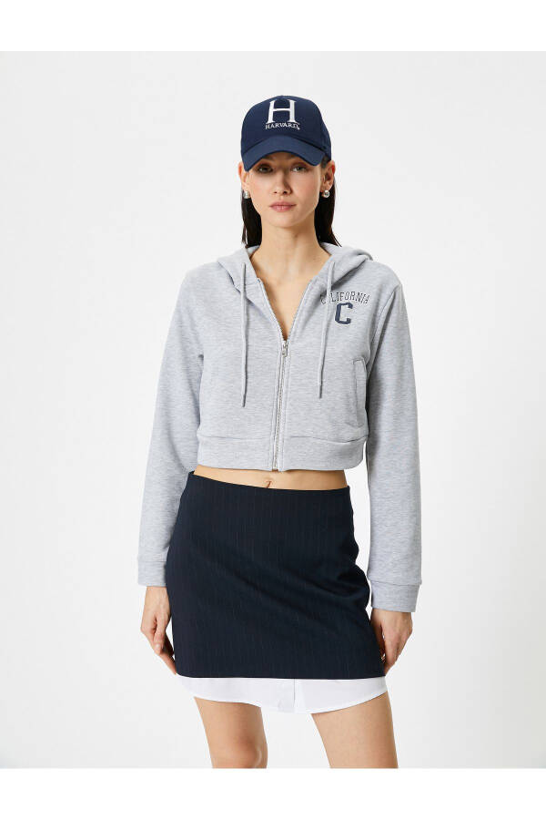 Cropped Hoodie with Pockets and Zipper - 3