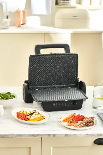 Crust Grill Toast Grill and Toaster Machine 6 Slice Matte Cream - 4