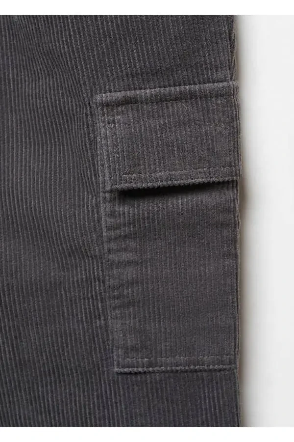 Cuffed Velvet Cargo Pants - 3