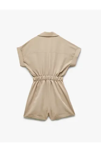 Cupro Modal Stoff mit Taschen, elastischem Bund und kurzem Arm Overall mit Hemdkragen. - Taupe - 5