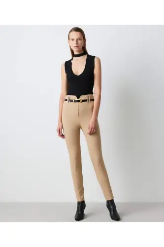 Cutout Knit-Black 