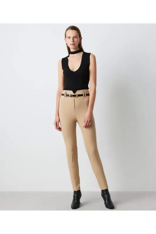 Cutout Knit-Black - İPEKYOL